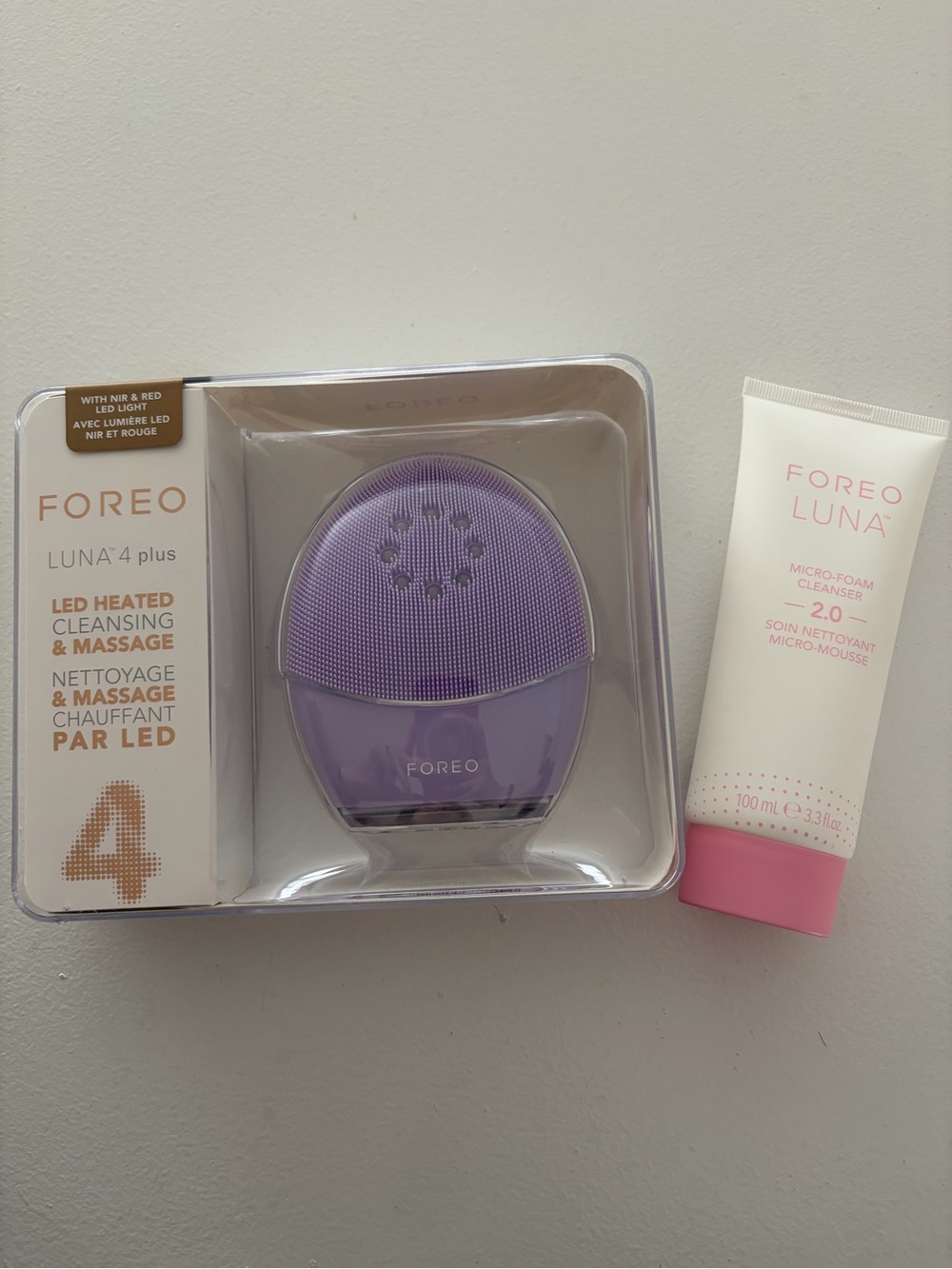 FOREO LUNA 4 Plus Facial Cleansing Device — Lavender and Pink Accents